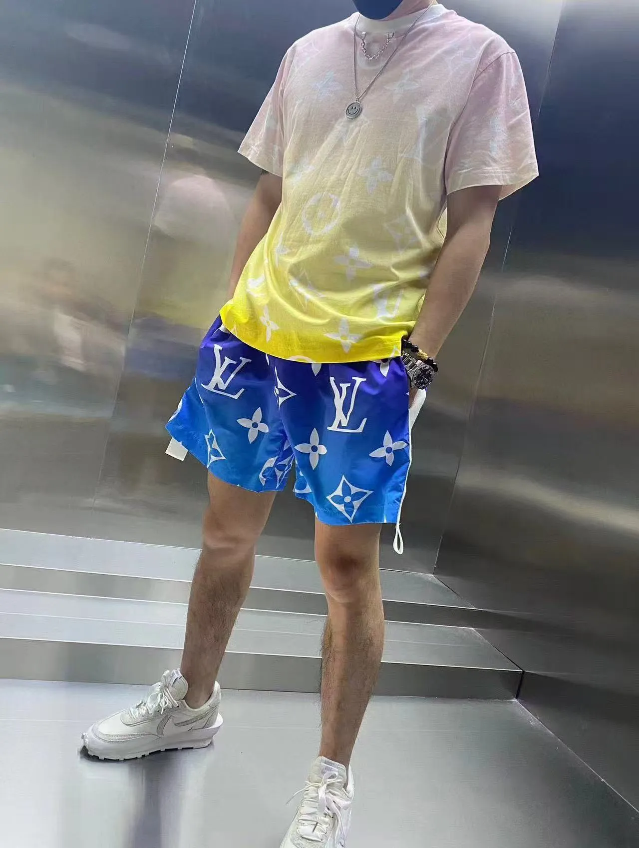 Louis Vuitton/